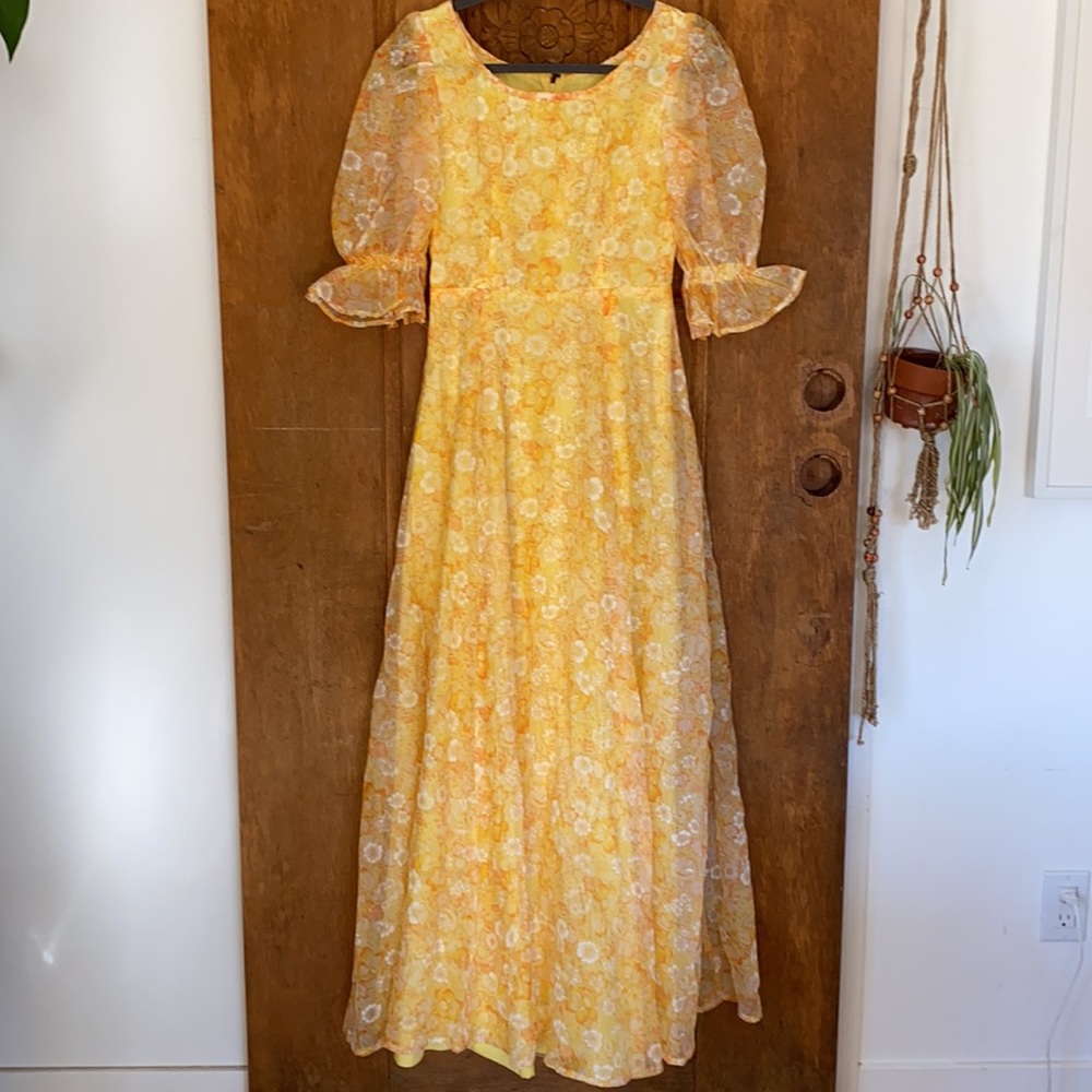 Vintage Yellow Floral Maxi Dress - Picture 2 of 15